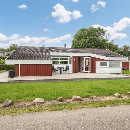 6 Person Holiday Home In Bjert Binderup Strand Exteriér fotografie